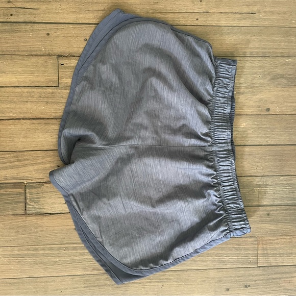 Nike Tempo Women's Running Shorts - Picture 2 of 3